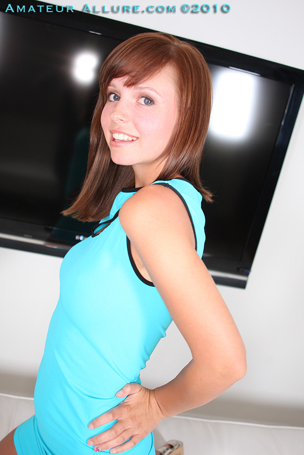 amateur allure green dress Free Nude Pictures and Porn Videos