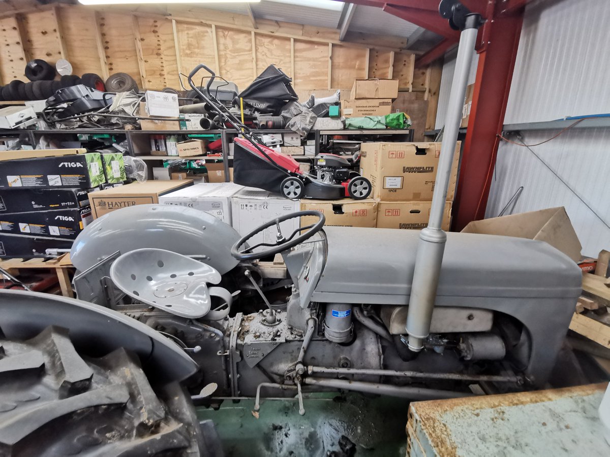 BattleMowersLtd's tweet photo. FOR SALE: 1951 Ferguson TED 20 Petrol/Paraffin Tractor

Price for tractor only - £2,500.00 ono

Price for tractor and wheel weights - £2,600.00 ono

For further information or to arrange a viewing please contact Andy on 01424 773096

Delivery within 15 mile radius of TN32 5JW https://t.co/14Ly5vBeUM