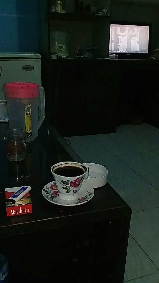 Kateb_Khalid's tweet photo. @dapitnih @PKSejahtera Segelas kopi lbh baik
#TolakInvestasiMiras https://t.co/0pUrPcYarQ