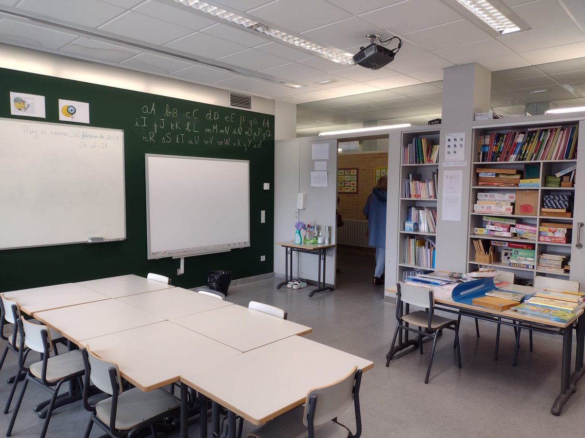 educarioja's tweet photo. Asesores del #CRIE han visitado el CEO Villa de Autol  para hacer el seguimiento de proyectos, conocer el centro, necesidades y compartir ideas. #educación #formación #LaRioja #autol https://t.co/le5VUB8QXd
