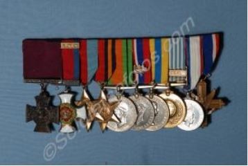 "[He] moved among the whole battalion under very heavy mortar and machine gun fire, inspiring the utmost confidence and the will to resist, amongst his troops." Read the story of Col Carne and the Battle of Imjin River here: bit.ly/3oVcvfI #Imjin70