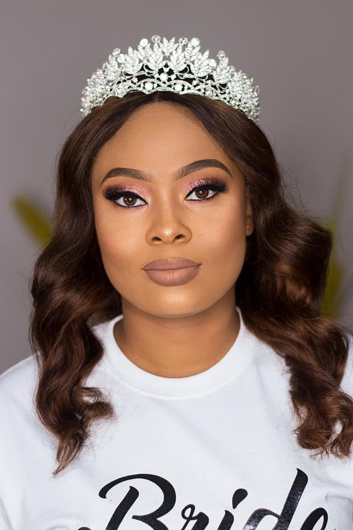 remaynne's tweet photo. How we do it with Remaynne brides✨

Makeup || Hair || Photography https://t.co/DY3Ol8l0Xf