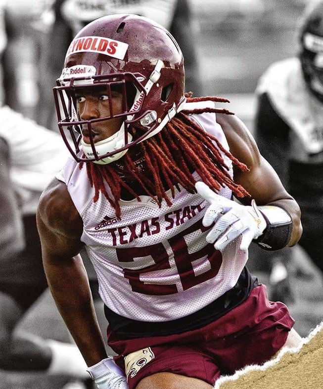 _AREYNOLDS's tweet photo. Thank you God for everything ๐๐พ I want to thank Texas State University for allowing me to be apart of their program but I will like to announce that I have entered the transfer portal with 3 year of eligibility left. #LLPoohnanny https://t.co/TcPn2gf7YE