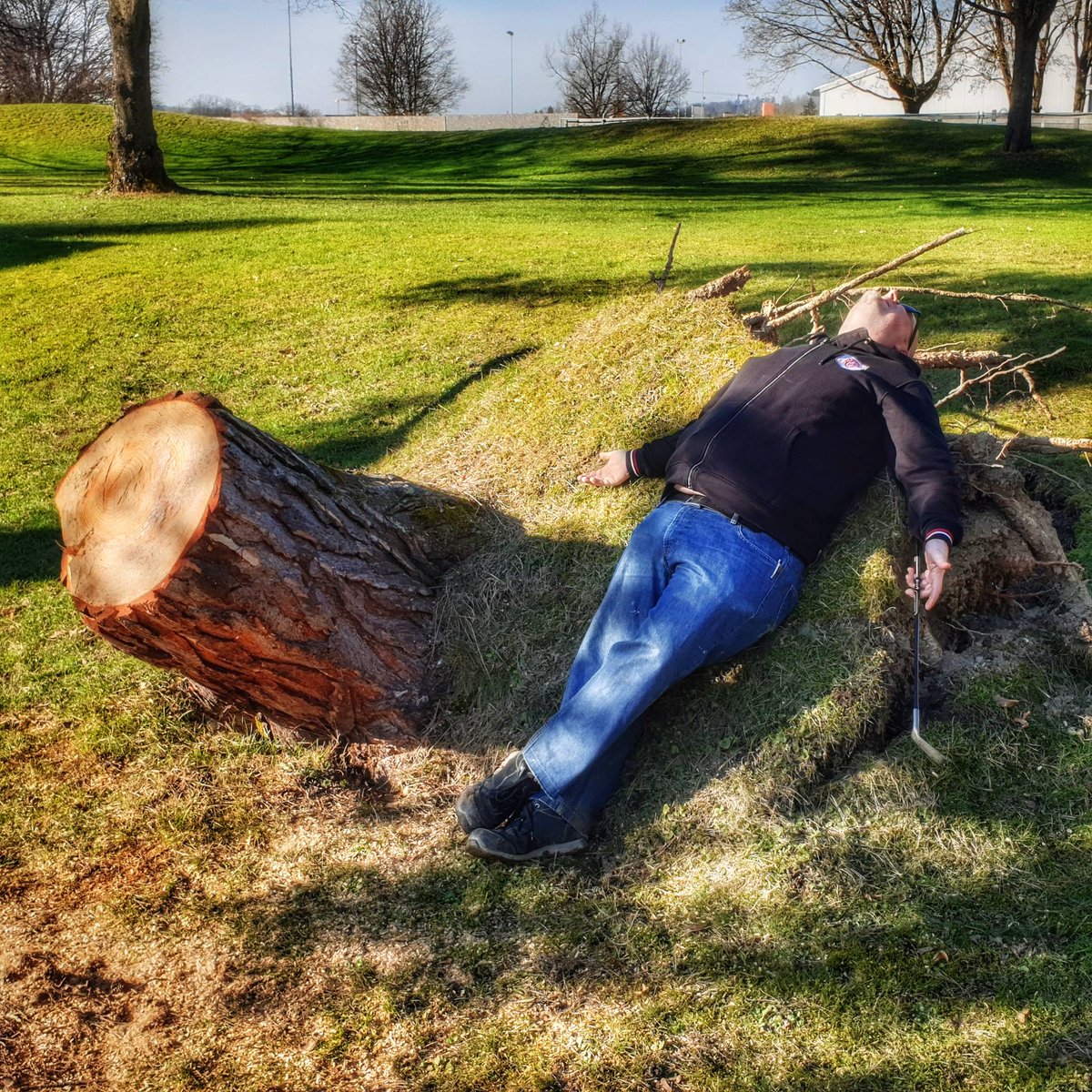 AlbaniUrbanGolf's tweet photo. A short break before the hole #stalbani #teeoffcourse #urbangolf #citygolf #crossgolf #almostgolf #xgolf #asxg #golf #urban #sport #sports #fitness #outdoor #nature #winterthur #switzerland #picoftheday #instagood #lifeisgood #fitlife #trainhard #sun #spring #break #vitamin https://t.co/6pEtP2WHpm