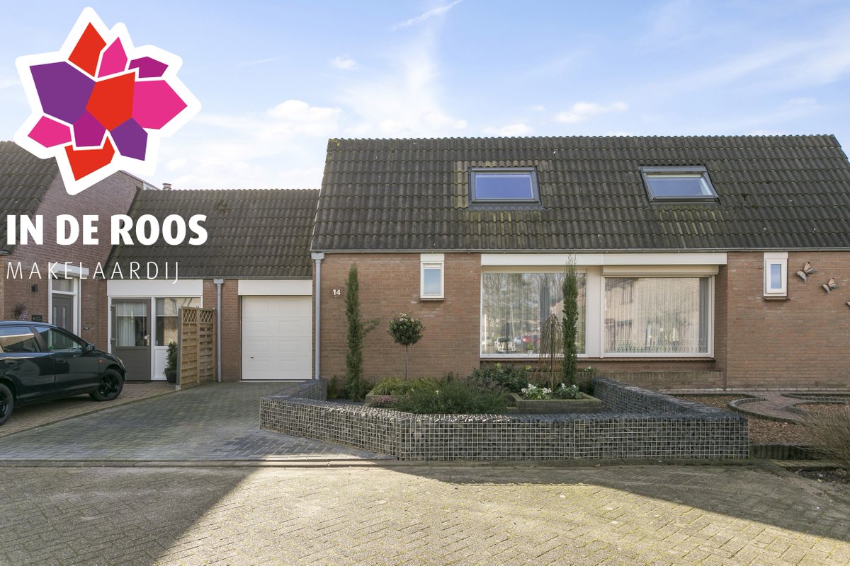 Nieuw #tekoop in #Rucphen Deze toffe twee-onder-een-kap woning voor € 300.000 kk met een uitbouw, grote leefkeuken en #tuin op het zuiden #Roosendaal #inderoosmakelaardij #funda