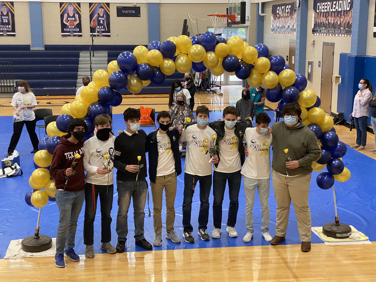 SavioPrincipal's tweet photo. Savio’s 8th Annual Cuts for Cancer! Everyone who donates hair receives a rose. #Savio #Cuts4Cancer https://t.co/wesNmvtoKg