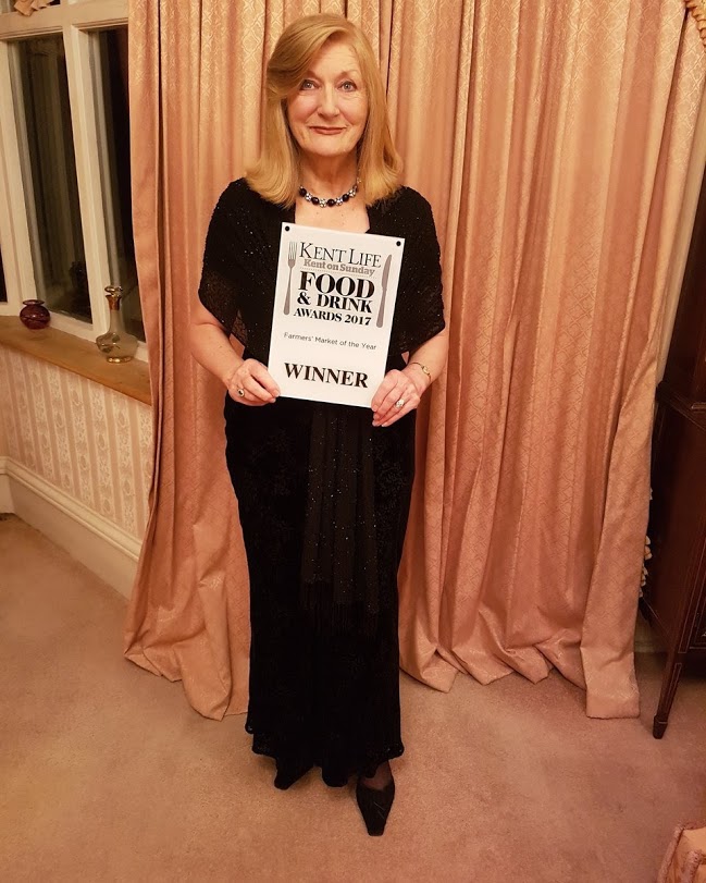 KentFarmers's tweet photo. Congratulations to June and @CliftonvilleFM on winning Farmers' Market of the Year 2017 at #KentFDA @kentlife https://t.co/QeS5AxEUPc