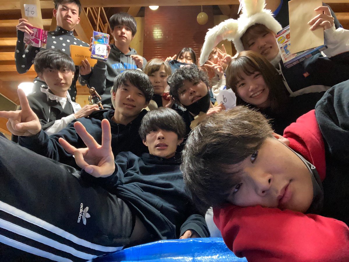 k8cyd's tweet photo. サークルが楽しすぎる🎾
新入生も新2回生も大大募集中！
気になる方DM待ってます🥺
#桃山学院大学
#春から桃山
#SOMEDAY https://t.co/x5tWJqgFYx