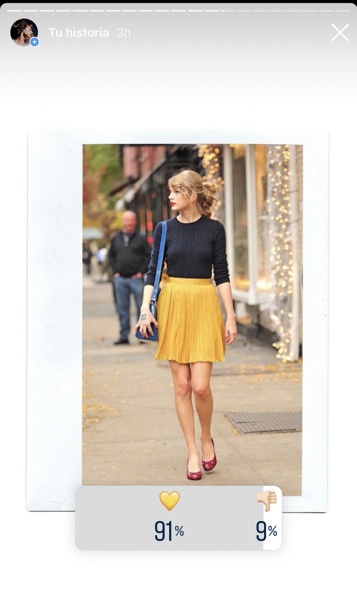 taylorswiftes_'s tweet photo. 📲 | En instagram estamos votando looks de Taylor Swift en el #SWIFTSTYLE de hoy. Puedes pasarte a dejar tus votos https://t.co/Z4iAd4qu00 https://t.co/V18MNkGE5h