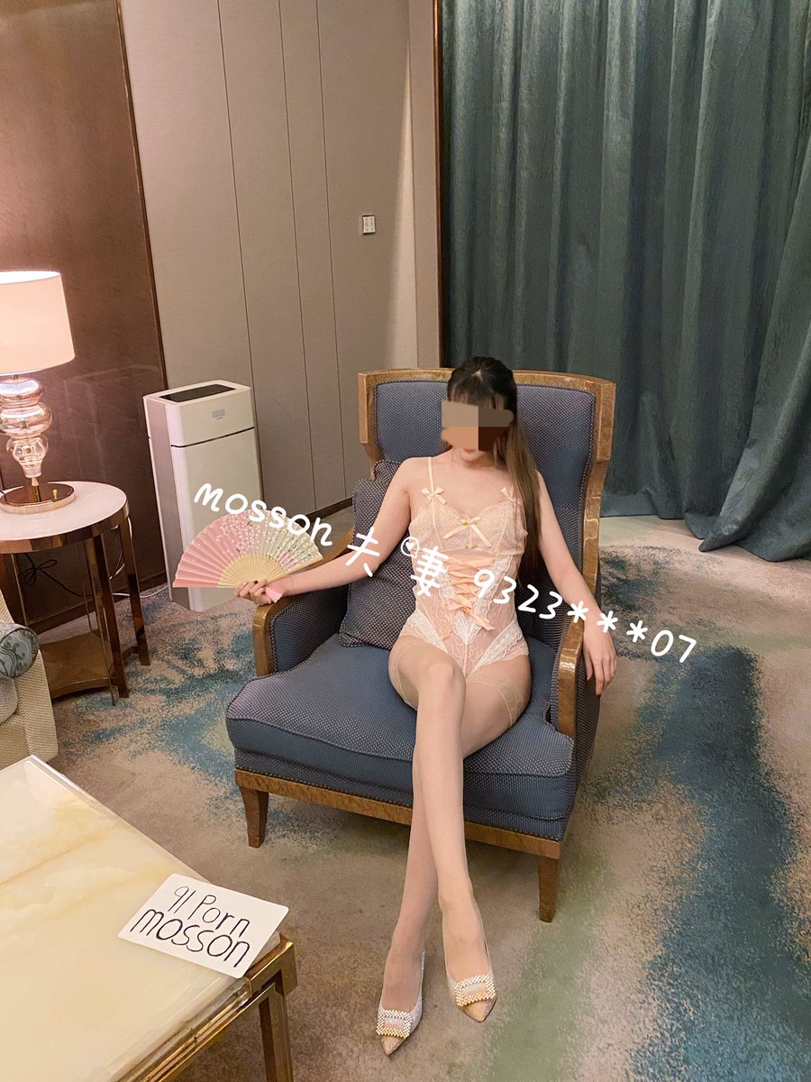 今天不远千里来跟单男一起度过了一个开心愉快的元宵节……先来个预告过几天发@91porn 
#淫妻 #露出 #丝袜 #高跟鞋 #美腿 #原创 #制服 #诱惑 #剧情 #女王 #恋足 #调教 #原味 https://t.co/BkdR4cRFlq
