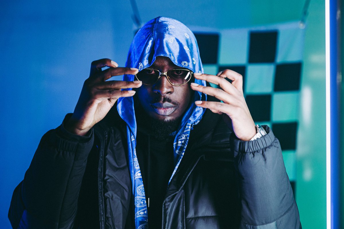 norsacce's tweet photo. 🚨 Le clip de Goretex DISPONIBLE sur YouTube ‼️‼️ 
S/o @dgtkorp1 s/o @elouan500rr s/o @CBill667 
#NORSACCEMARATHON #norsacce 
🏁🏁🏁

https://t.co/yhf1e5vIa6

+ Réouverture des précommandes Hoodies +Cd 🎁🏃🏿‍♂️🏃🏿‍♂️🏃🏿‍♂️

https://t.co/T2ViB5qEUW https://t.co/Wl5wQ50xtg