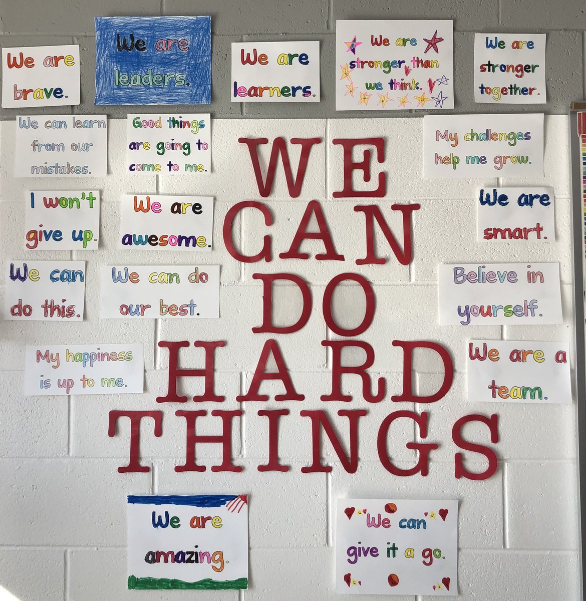 PerelliMiss's tweet photo. An updated affirmation wall for an updated classroom! So proud of Ss for working as a team to come up with 18 new affirmations ✨ https://t.co/IaFari2HaV
