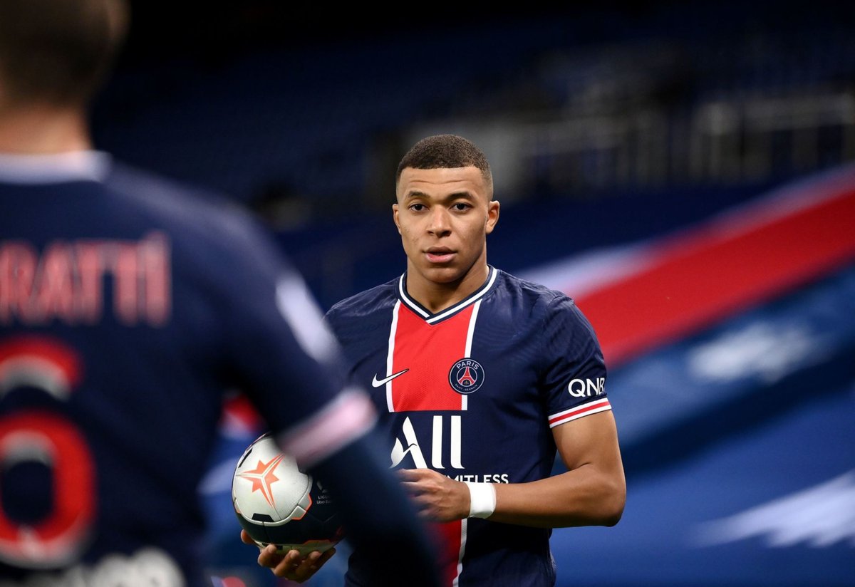 Килиан мбаппе реал. Мбаппе переходит в реал 2024. Мбаппе в реале. Мбаппе в реал мадрид 2024. Килиан мбаппе псж.