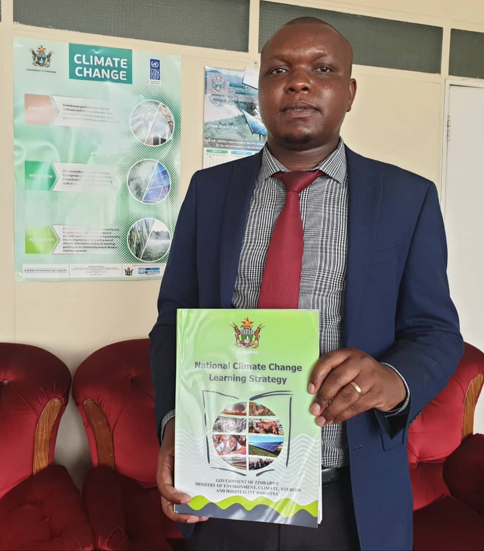 ClimateZimDept's tweet image. Links to all climate strategy documents have been shared, it's now time to focus on implementation...We do not want to leave anyone behind, join our Facebook page #Climate Change Management Dept, invite more people to like this Twitter page, we are #StrongerTogether