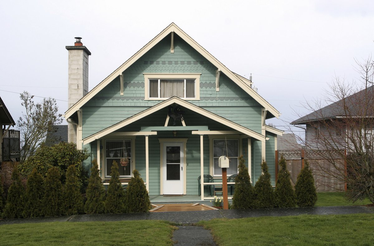 UBCRealEstate's tweet photo. RT @bcrea: The home owner grant application process has been changed. As of February 16, home owners can apply for the grant using a new provincial online system instead of through their municipal office. Learn more at https://t.co/bagOKSLyiP. #BCREA https://t.co/QrBmmbIOzq