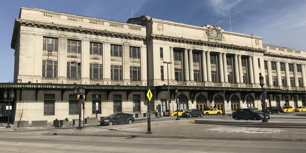 GBCorg's tweet photo. Are you curious about redevelopment plans for Baltimore's Penn Station? 
Register now for GBC Newsmaker Speaker Series: The Transformation of Penn Station on March 18.
https://t.co/AnD9QxO3GO 
 #BaltimoreDevelopment #BaltimoreEconomy 
@BaltPennStation @Amtrak https://t.co/c9X7kjnAxt
