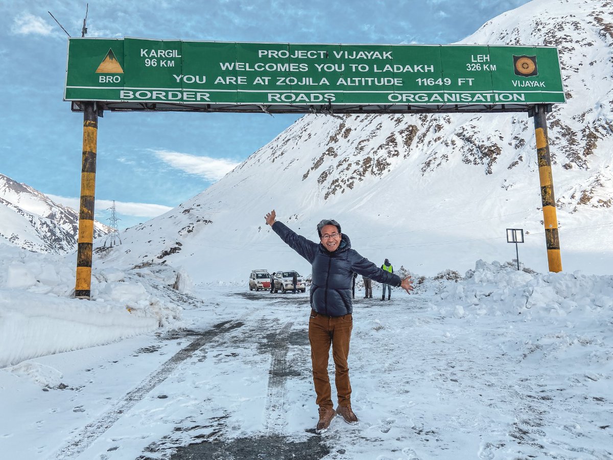 Wangchuk66's tweet photo. WAS AT ZOJILA TOP &amp; TUNNEL ENTRANCE
Curtesy National Highways Authority @NHAI_Official to test out a crazy idea... making low-cost Ice Tunnels to keep open d approach road to Zojila Tunnel, saving 500 tns of Co2 n crores annually. #ClimateChange #CarbonNeutral
Stay tuned fr video https://t.co/xQyRpSkl77
