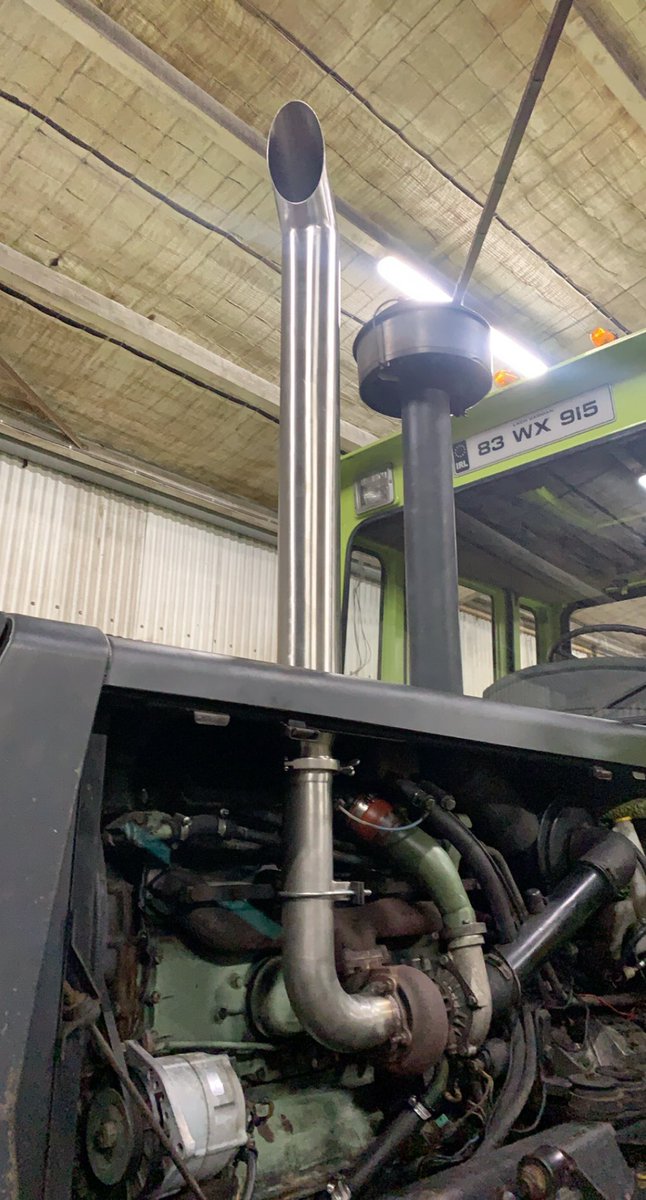 JamesScully1993's tweet photo. Full stainless steel exhaust done on this absolutely mint MB trac 1500. 3inch pipe from turbo out to removable 4 inch pipe.  🎶🎶 https://t.co/K9Y9yxEaLd