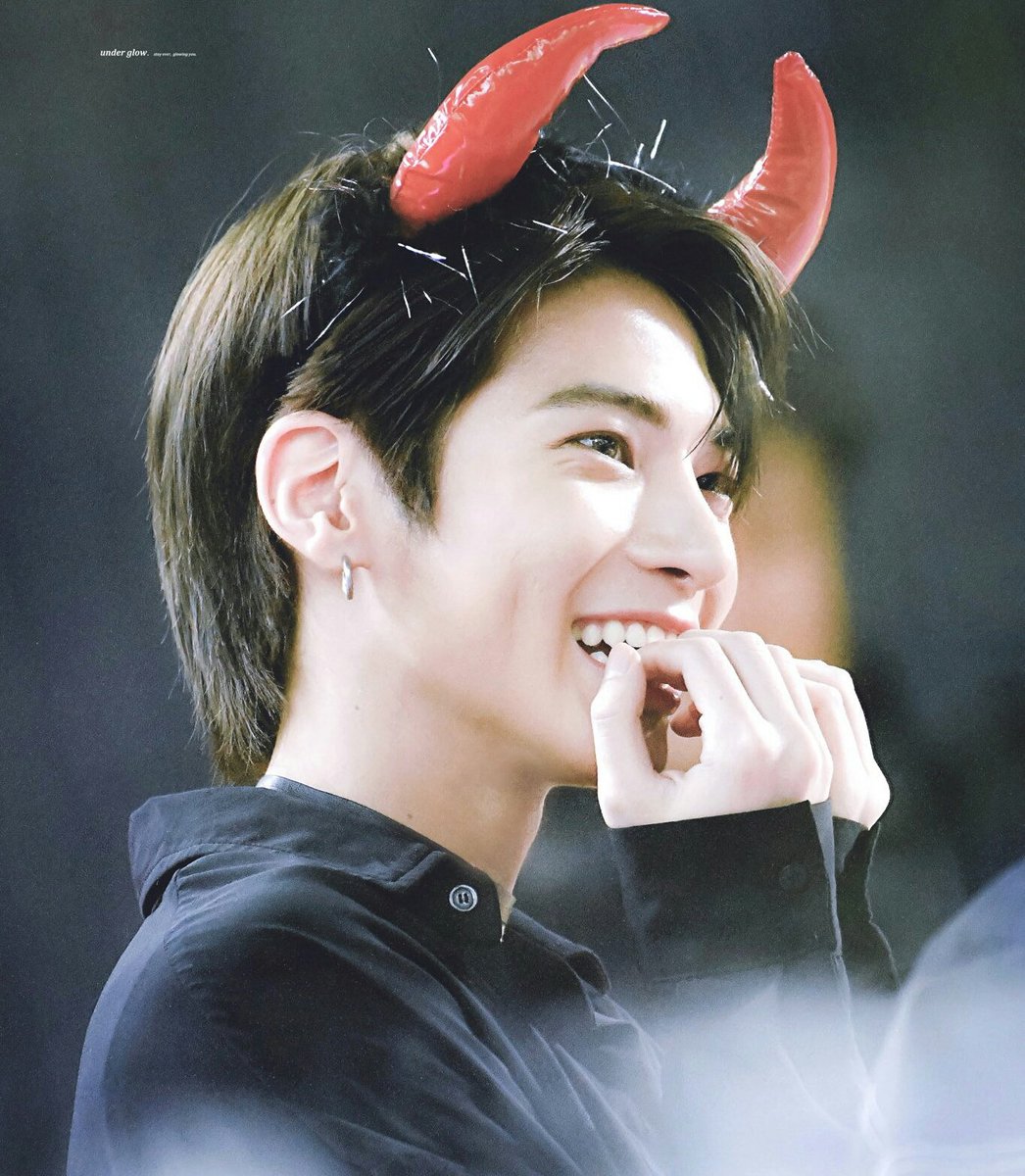 his eyes hold the universe