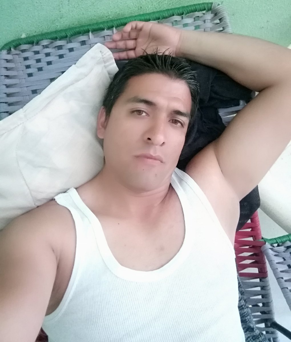 DeSarent tweet picture
