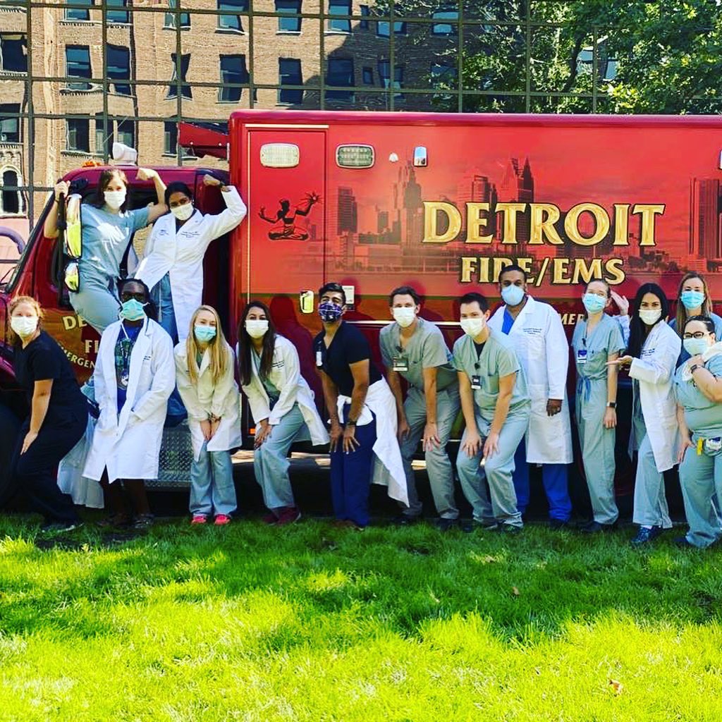 ReceivingEM's tweet photo. A huge thank you to all of our amazing residents here at DRH today! The program wouldn’t be what it is without each and every one of you.
#ReceivingEM #DRHTabbeyCats #EmergencyMedicine #emresidents #EMRA #Residency #DRHEM #Detroit #thankaresidentday https://t.co/rHYUfO4nVJ