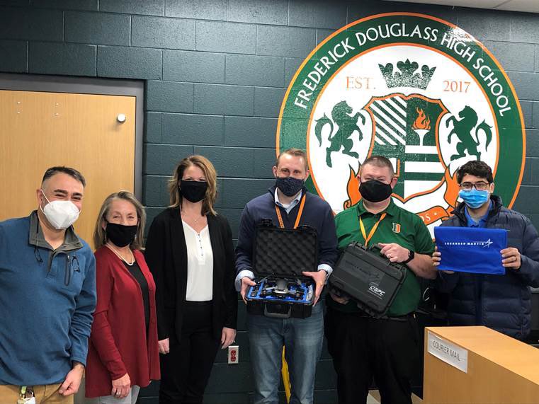 FDHSacademies's tweet photo. Thanks to @Lockheedmartin for donating two remote-controlled quadcopters for @FDHSacademies  #FDHSAoT students in celebration of National Engineers Week! We’re thankful for their partnership to support our STEM initiatives. @AMayesKY https://t.co/Co6wzXKg3D