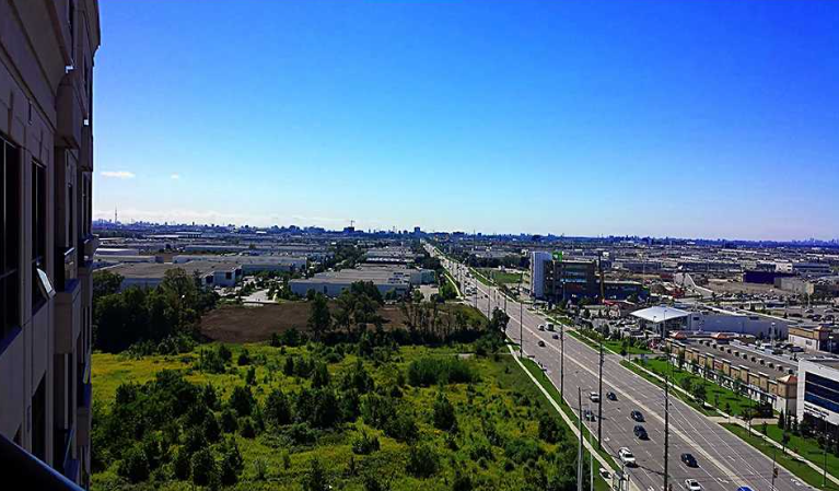 nexthome_gta's tweet photo. What do Newmarket, Aurora, Ajax and Clarington have in common? Would you believe, they might be some of the hottest real estate markets at the moment? 

https://t.co/8DVO6YjuzB

@benmyers29 

#gta #realestate #hotmarkets #newmarket #aurora #ajax #clarington #newhomes #newcondos https://t.co/au5c7sQuJA