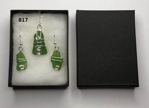 ArgyllSeaGlass's tweet photo. Good evening everyone ๐ hope itโs been a fantastic Friday ๐
Handmade seaglass jewellery sets at https://t.co/6JfHhNcKZo ๐๐๐ด๓ ง๓ ข๓ ณ๓ ฃ๓ ด๓ ฟ
#MHHSBD #Inbizhour #Argyll #Scotland #handmade #ShophandmadeHour https://t.co/g35HOU1JxZ