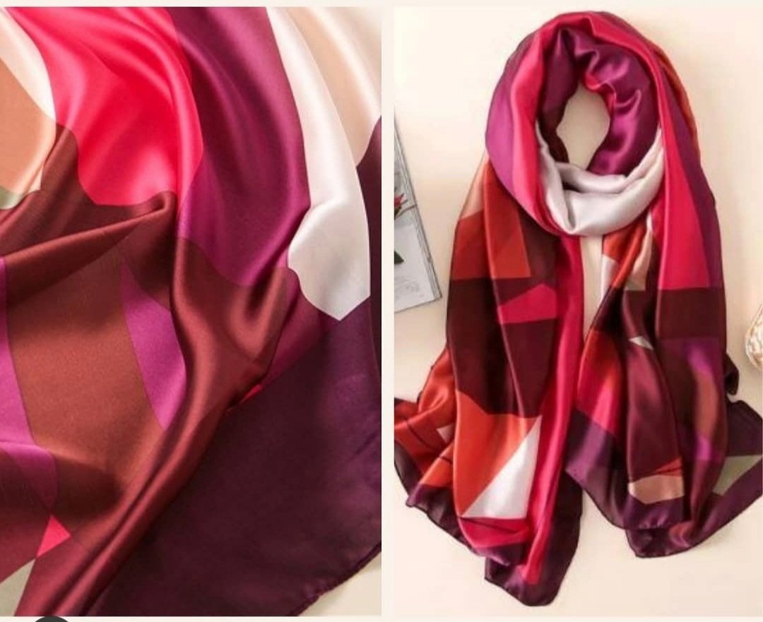 Add some colour to your outfit!
#scarf #ColorRush #splashofcolours
#beautiful #lookafteryourself
#treatyourself