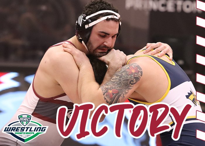 At 197, Rider’s Matt Correnti wins by decision 5-3 over Gage Braun of Northern Illinois.