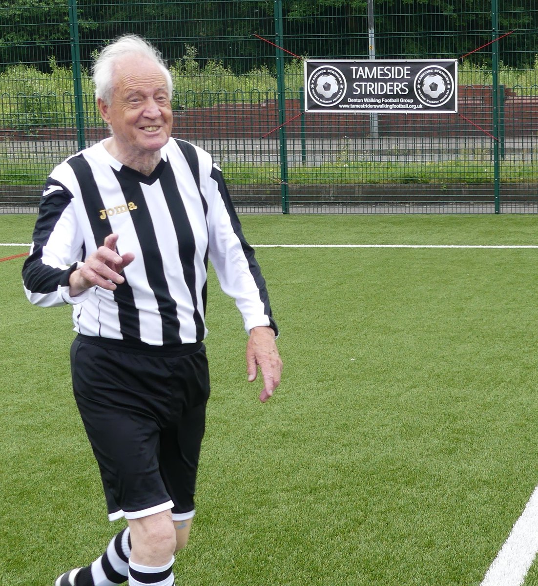 tamestrider7's tweet photo. @blzzrd Bernard. In the over 70's #walkingfootball knock-out at @gmwfladmin 2018 aged 83 #TamesideStriders #nomeanfeet #Badgersontheroad https://t.co/WG7nNkD996