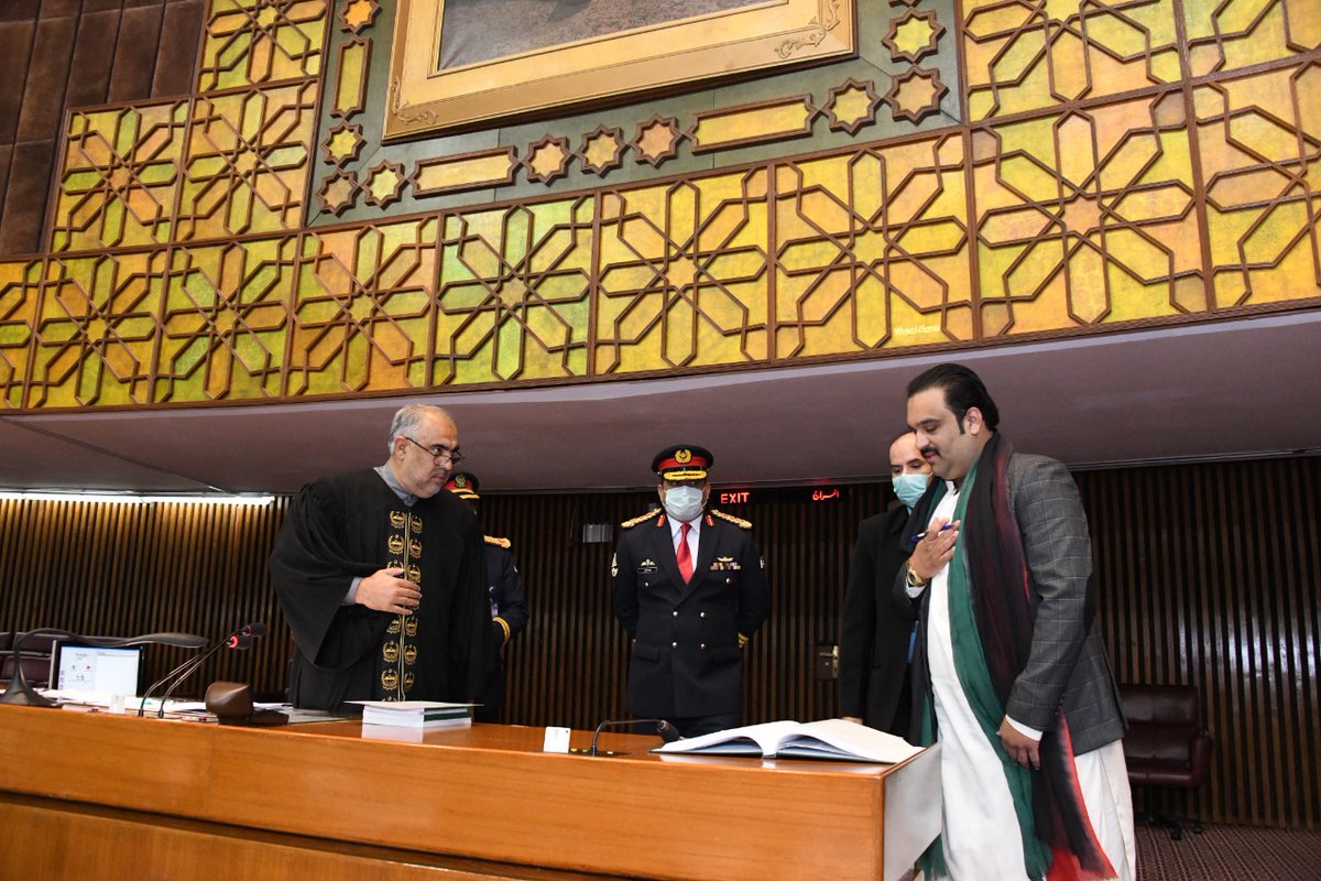 ZaheerChanna8's tweet photo. Congratulations @PeerAmeerAShah for takes oath as member of National Assembly.
#NA221 https://t.co/yyxgn4MoQC