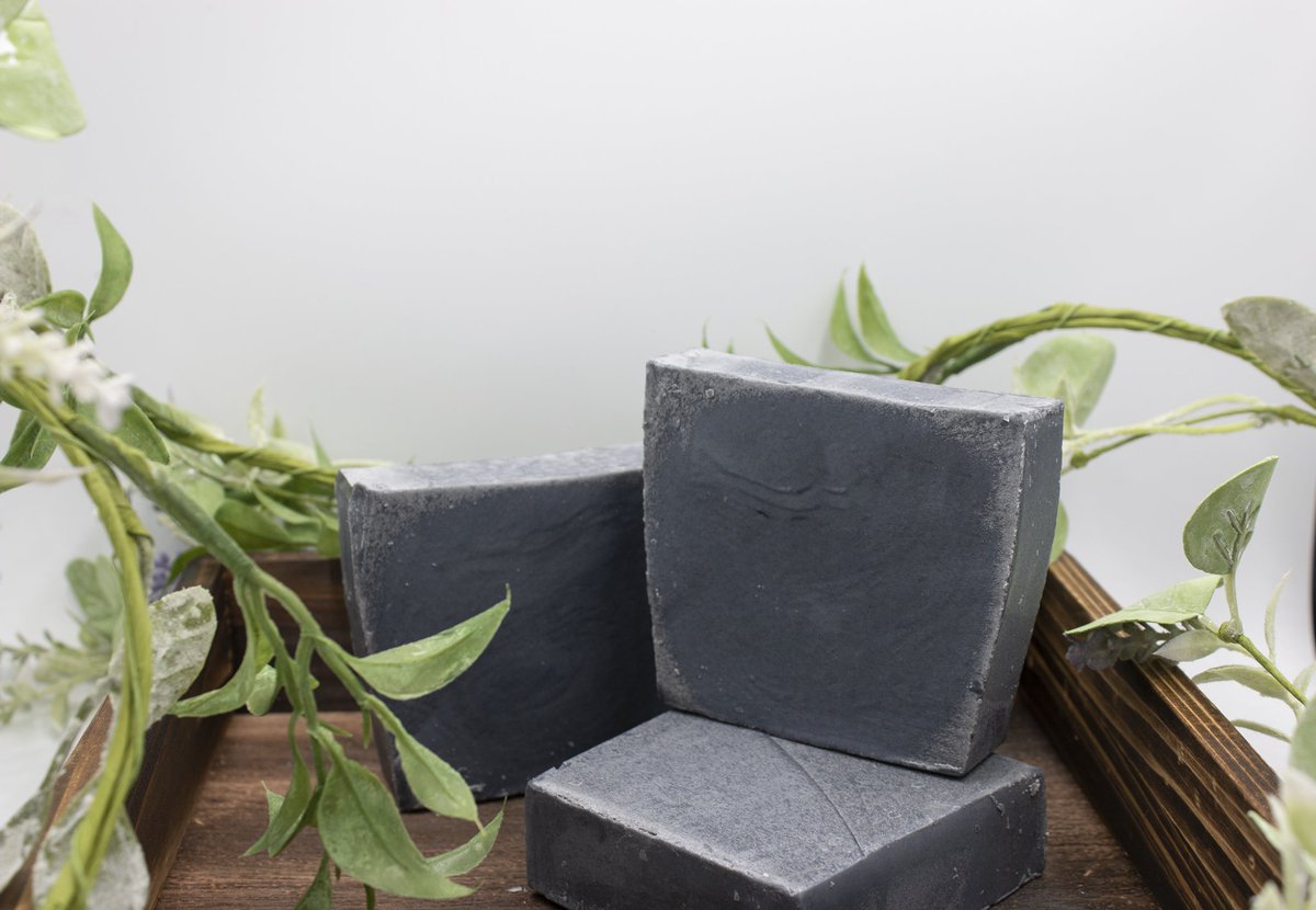 SleepyTimeSoap's tweet photo. Check out the shop for these new items, from bath salts to wax melts of your own scent choosing, and Good Ol' Bars for those who don't want a fancy dressed bar.
#coldprocesssoap #cpsoaping #waxmelts #bathsalts #newproducts #coldprocesssoapmaker https://t.co/jZgj0Mz3BE