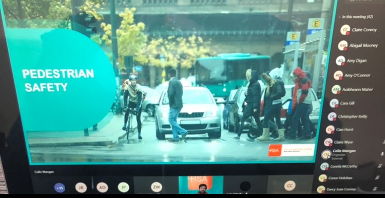 OaklandsCC's tweet image. Well done to 65 TY students who participated in a very informative workshop from the Road Safety Authority this week. Lots of knowledge gained on how to be safer pedestrians, passengers, cyclists and budding drivers. Special thanks to Colin Mangan who delivered the workshop.