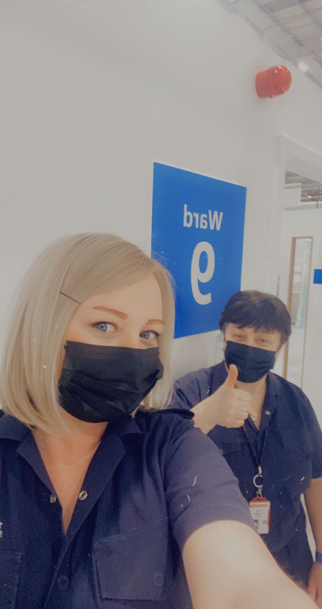 Late shift with ⁦<a href="/lushsol/">linda</a>⁩ ⁦<a href="/NightingaleNE/">NHS Nightingale North East</a>⁩. Another 700 vaccinations today #class ⁦@TWFRS_CFO⁩ ⁦<a href="/PeterHeath8/">x</a>⁩ #dreamteam #readywillingable