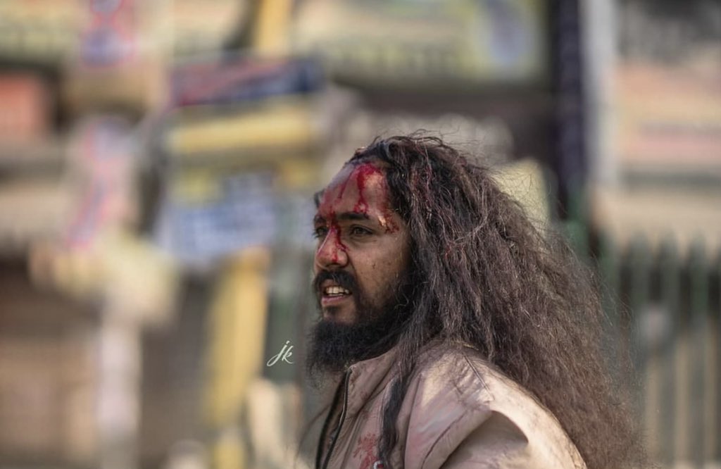 free5ab's tweet photo. We love to see pictures of Singhs doing jakaray while bleeding from the head, seva, langar, braving water cannons &amp; tear gas

“bUT doNt TaLK aBouT ReliGion”

Give me a break

These things are birthed from the Sikh spirit of selflessness, bravery, and sovereignty. Believe it https://t.co/lbwicaermK