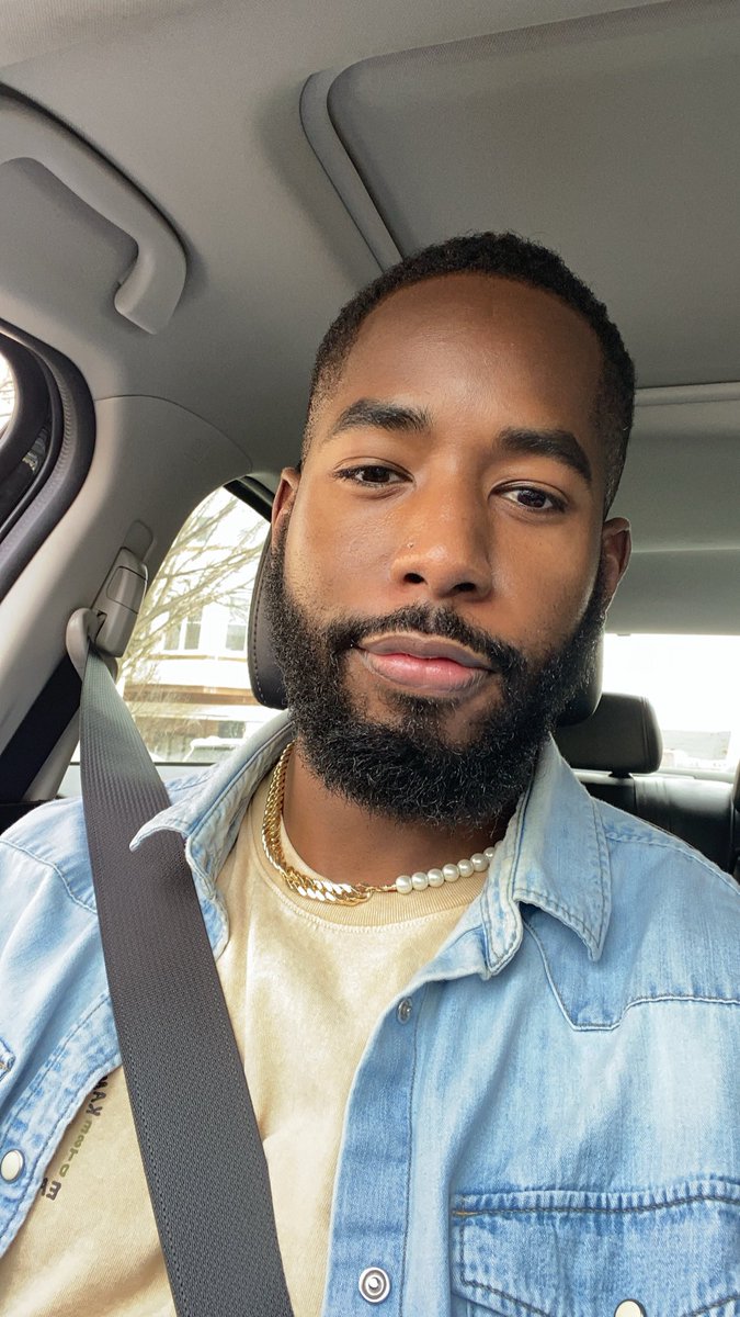 Drew_WhatItDo's tweet photo. See @fentyskin #flashnap https://t.co/R6GH4T7ryt