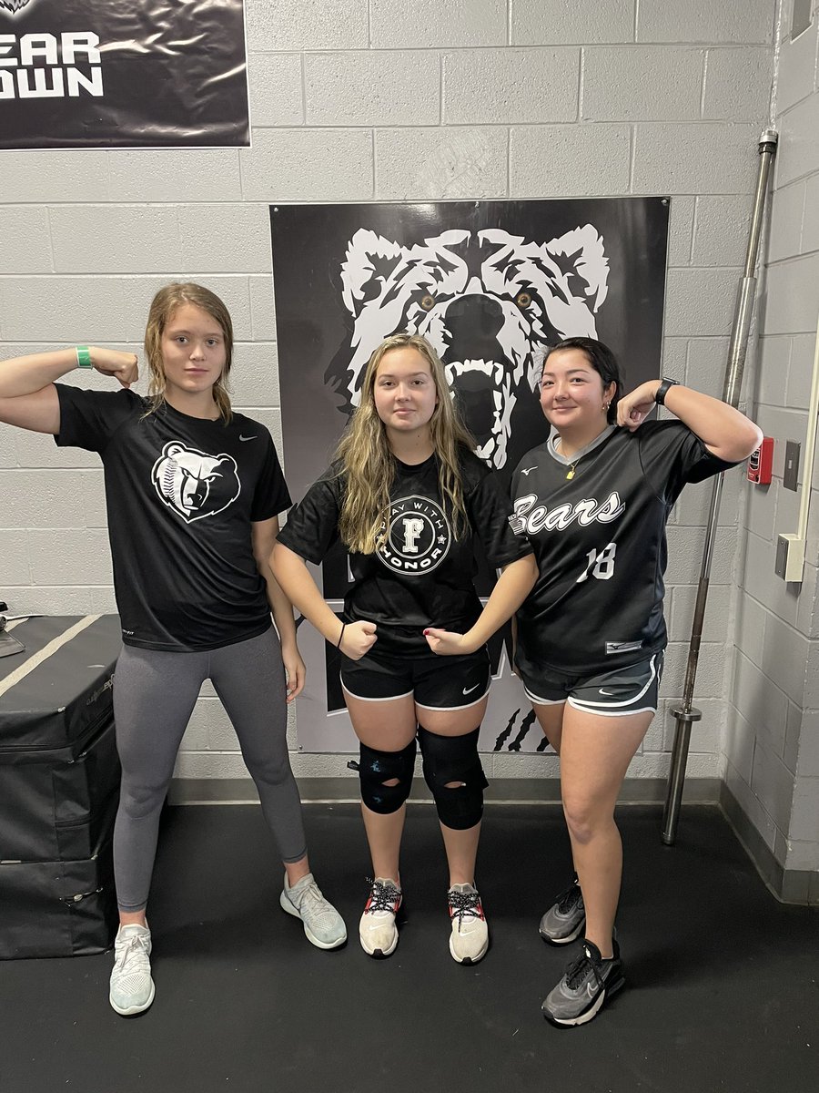 HoCoSoftball's tweet photo. Kodak black win another one! #flexfriday @Mackenzi0219 @JacyHarrelson #twitterlessriley https://t.co/5GlHOI4xgW