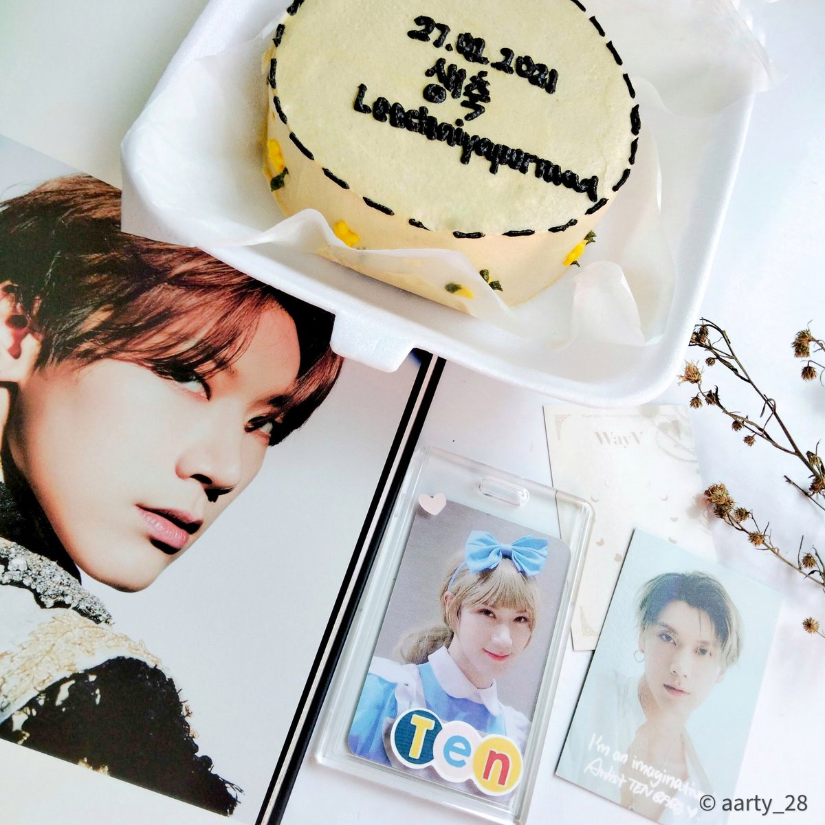 1210_dyolay's tweet photo. Happy Birthday Ten 💕💕🎂🎂🎂
sekalian mampir ya 🥰 👇👇
https://t.co/dR6P3F4wAG
💕
@WayV_official
#HappTenDay #TEN #CHITTAPHON #tenbirthday #happyTENday2021 #happy_bday_ten #TENBDAY2021 https://t.co/o1OpfMYjsE