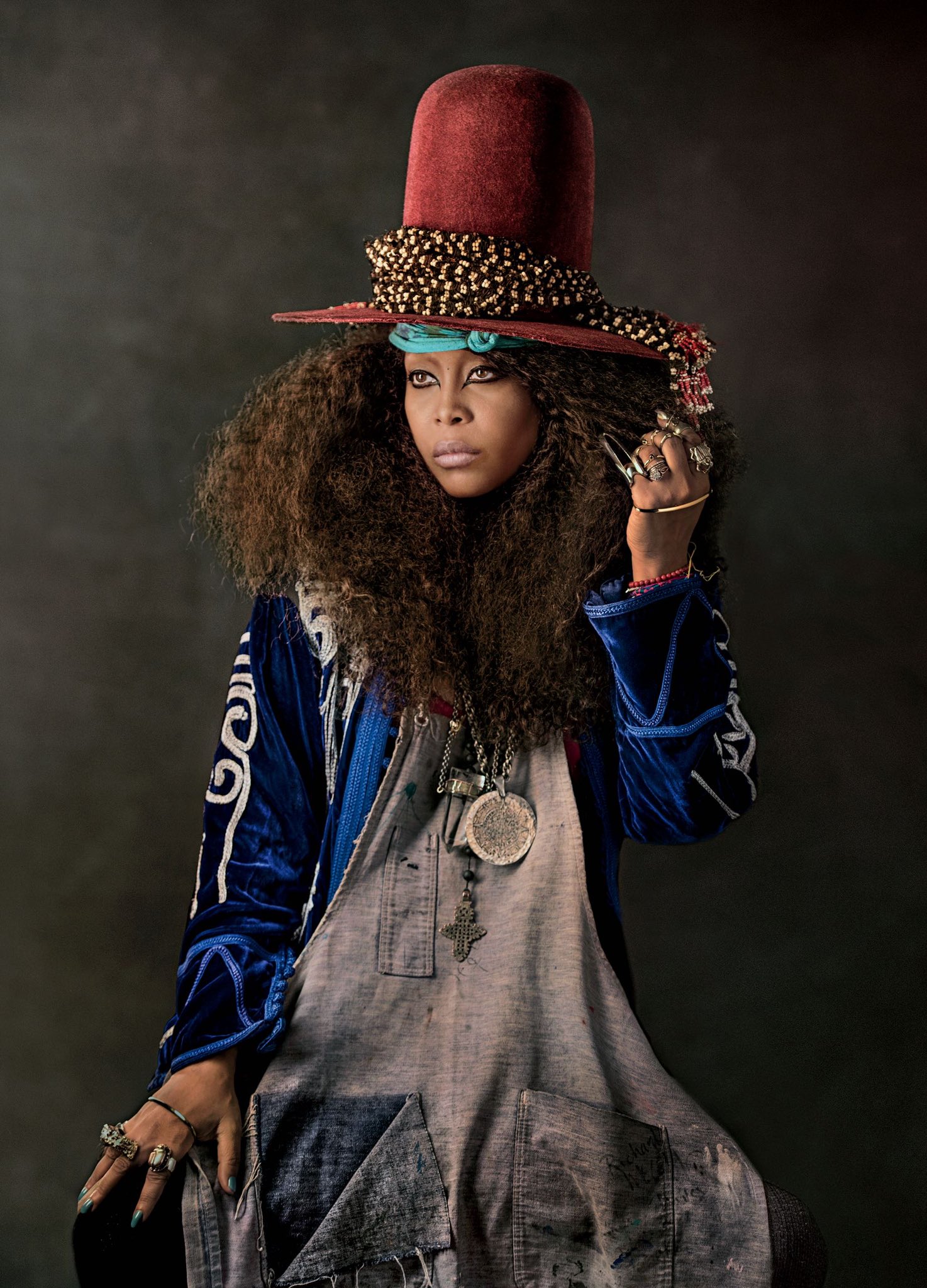 Happy 50th Birthday to Erykah Badu  Name your fav album by Erykah Badu     