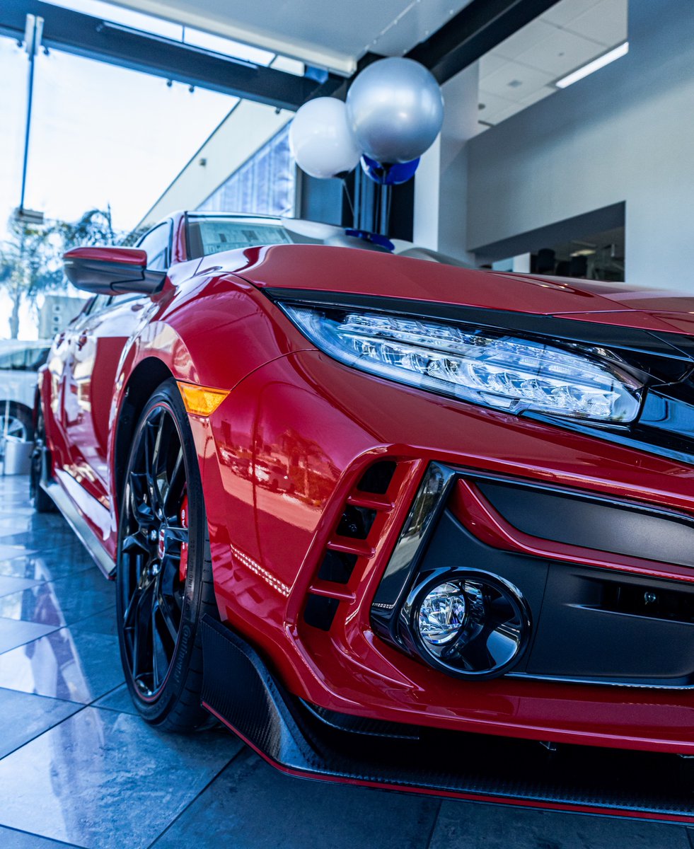 metrohondaca's tweet photo. The beauty is in the details 😍 #TypeR
Ⓜ️https://t.co/P5PPbMCaEpⓂ️
#metrohonda #honda #hondacivic #typer #fk8 #civictyper #cars #cardealership #salesalesale #jdm #stance #carsforsale #cargoals #stance #montclair #iexgenz #inlandempire #hondafeed #hondalove #civic https://t.co/07f0HJCCYa