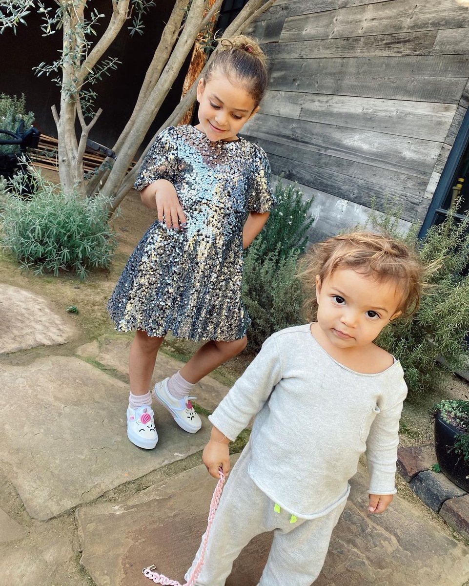 denisevasi's tweet photo. My pre-pandemic wardrobe versus what I currently wear every day. It’s been casual Friday for almost a full year now 😂😩#maedmama
#ootd #kidsootd #whatiworelastnight #wardrobebasics #casualoutfits #sequindress https://t.co/pip2tcpvqo