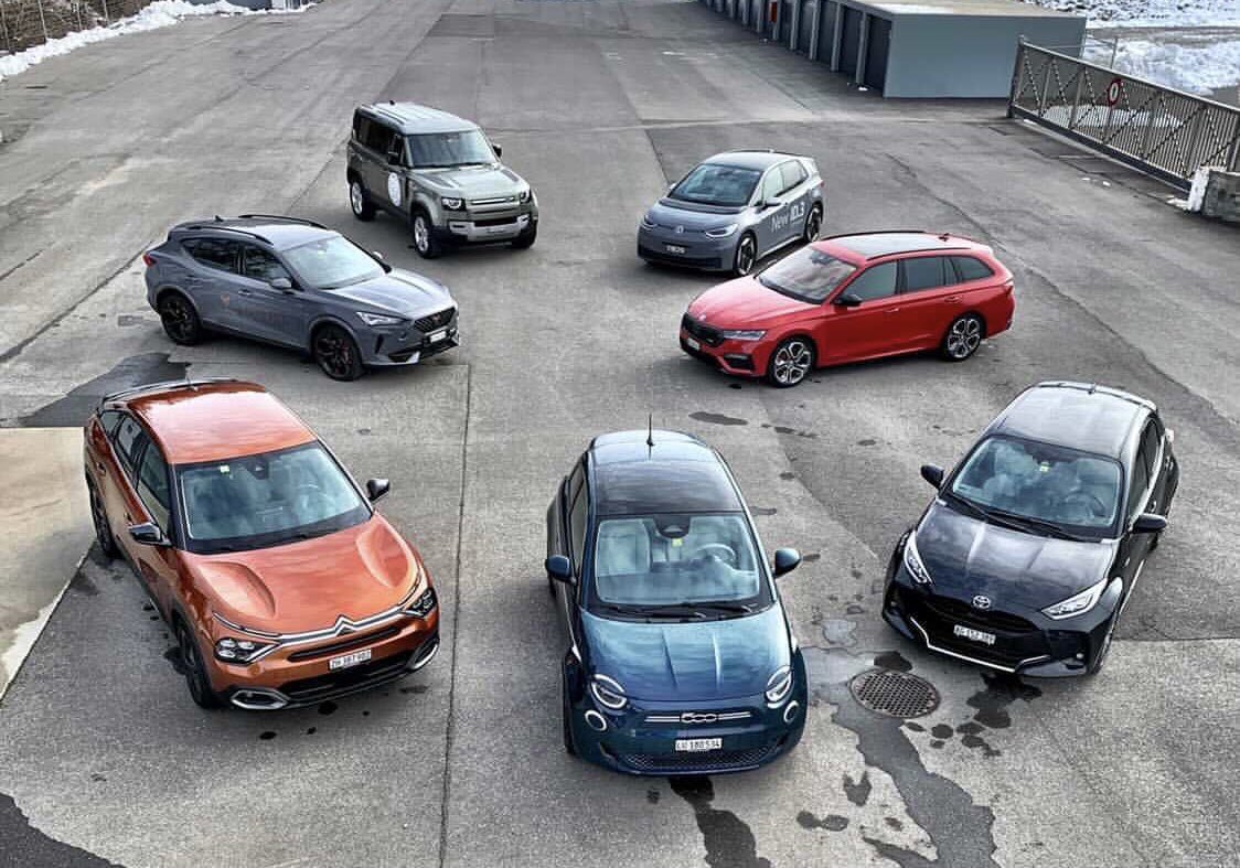 automotorcope's tweet photo. Cual crees que será el ganador del #CarOfTheYear 2021 ?? Cual es tu favorito al @caroftheyear 2021 ? El resultado se conocerá el próximo Lunes 1 Marzo #GIMSWISxCOTY #GIMSWISS Geneve #coches #motor #Europa https://t.co/UML1TkJNIj