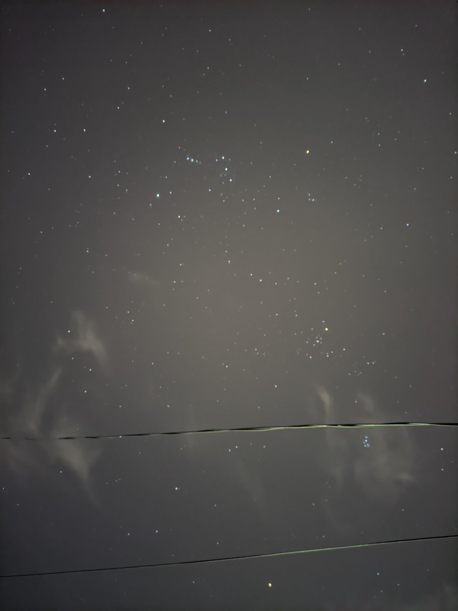 thunderclaping's tweet photo. Sebab aku bosan, jadi aku drop gambar koleksi night sky aku, including experimental photo https://t.co/pWLN0EXglL