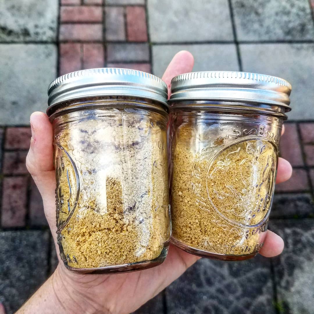 witnips's tweet image. I could spend an entire day telling you how incredible this vegan parmesan is, but I'll just post the recipe so you can find out for yourself. Let me know what you think. Oh, btw I added 1tsp salt.