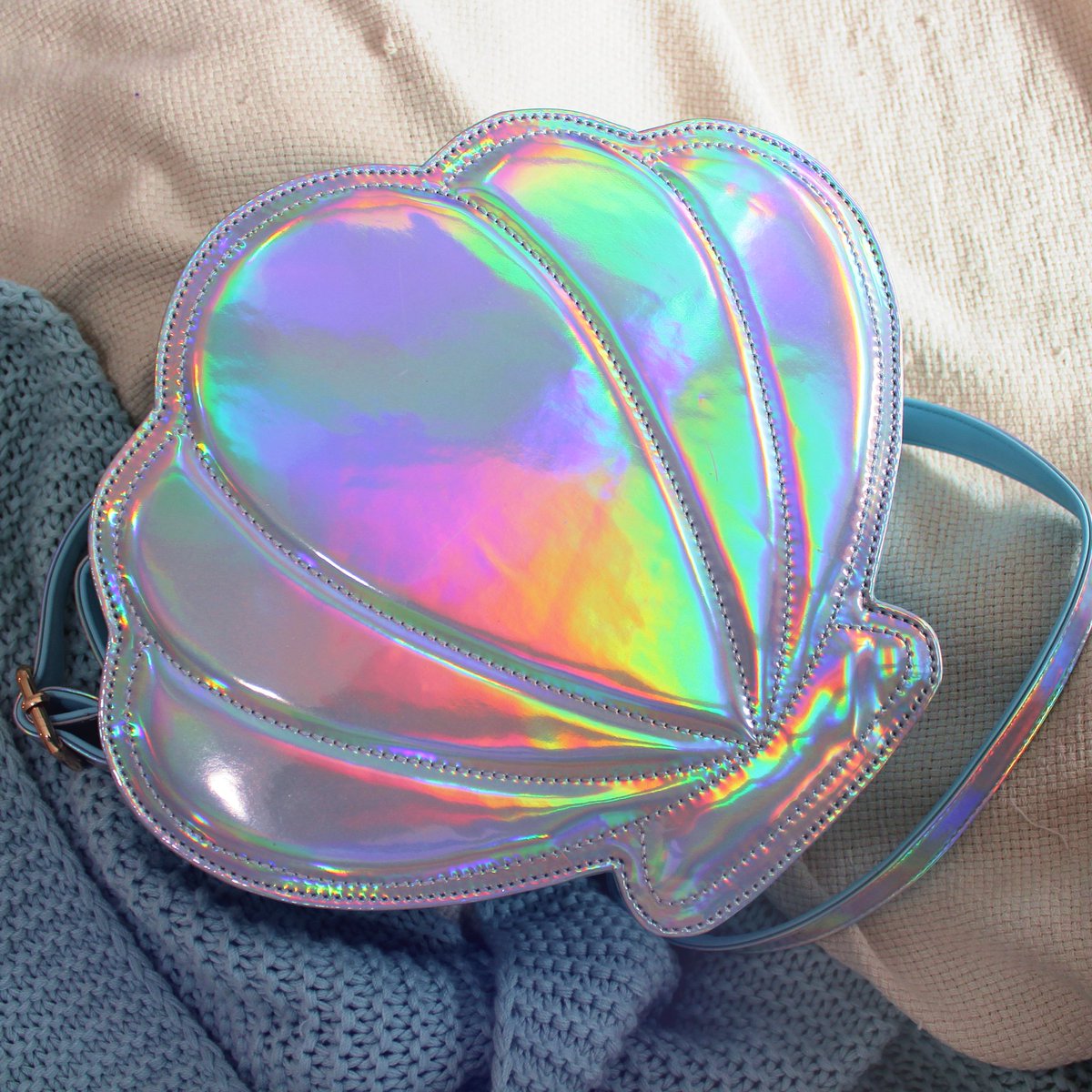 AdAn_Nanainonai's tweet image. 🐚🆂🅷🅴🅻🅻 🅱🅰🅶🐚

Third and last prototype unlocked from my kickstarter campaign "Sakura Bag" these 3 bags have been something very special for me, I am rlly happy, what do you think?

I hope you like it!

#AnimalCrossing #AnimalCrossingNewHorizons #ShellBag