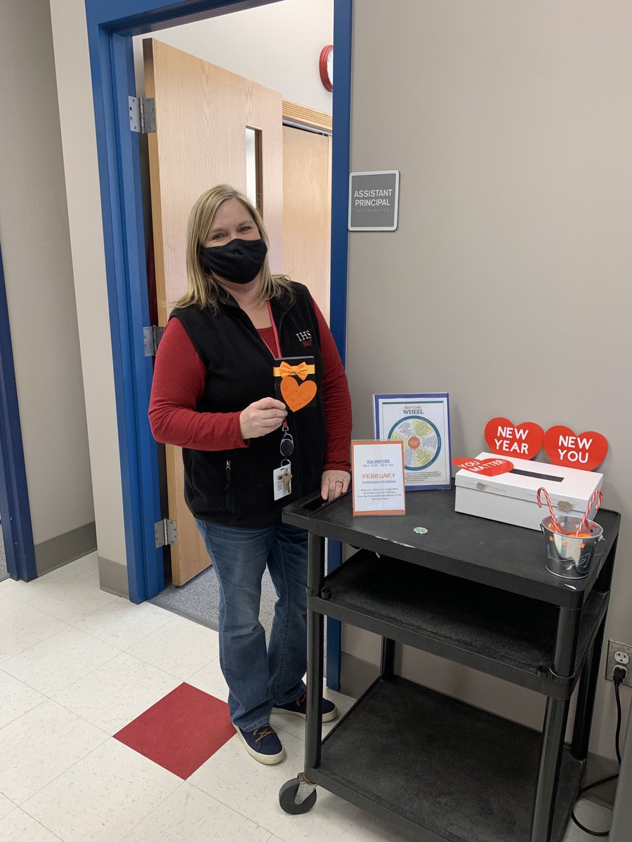 Indian Head presents our February winner for our district exSEL team promotion for Professional Life Balance.  Congratulations Mrs. Bosse! ⁦<a href="/WH_Super/">Jeff Szymaniak</a>⁩ ⁦@gmferrojr⁩