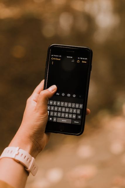 invoteq's tweet photo. SMS marketing is on the rise. With more people connected to their phones, it makes sense to use a personalized approach to connect with people. Learn how text marketing is growing in popularity and how you can tap into its hidden power. #sms #marketing https://t.co/NF064TSrlx https://t.co/63HpDDeIkR