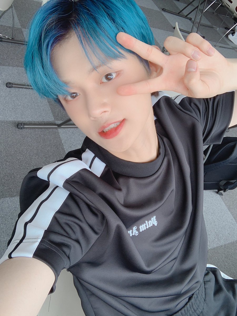 twtamagotchi's tweet photo. [#LOGAN 🎮]: Hoy me he unido a la #StreamPartyWPLANET7 para disfrutar uno de mis álbumes favoritos, siendo #Team_Eclipse. La canción es preciosa y muy llena de sentimientos, estos chicos son increíbles. https://t.co/Hdt0qiXvoz