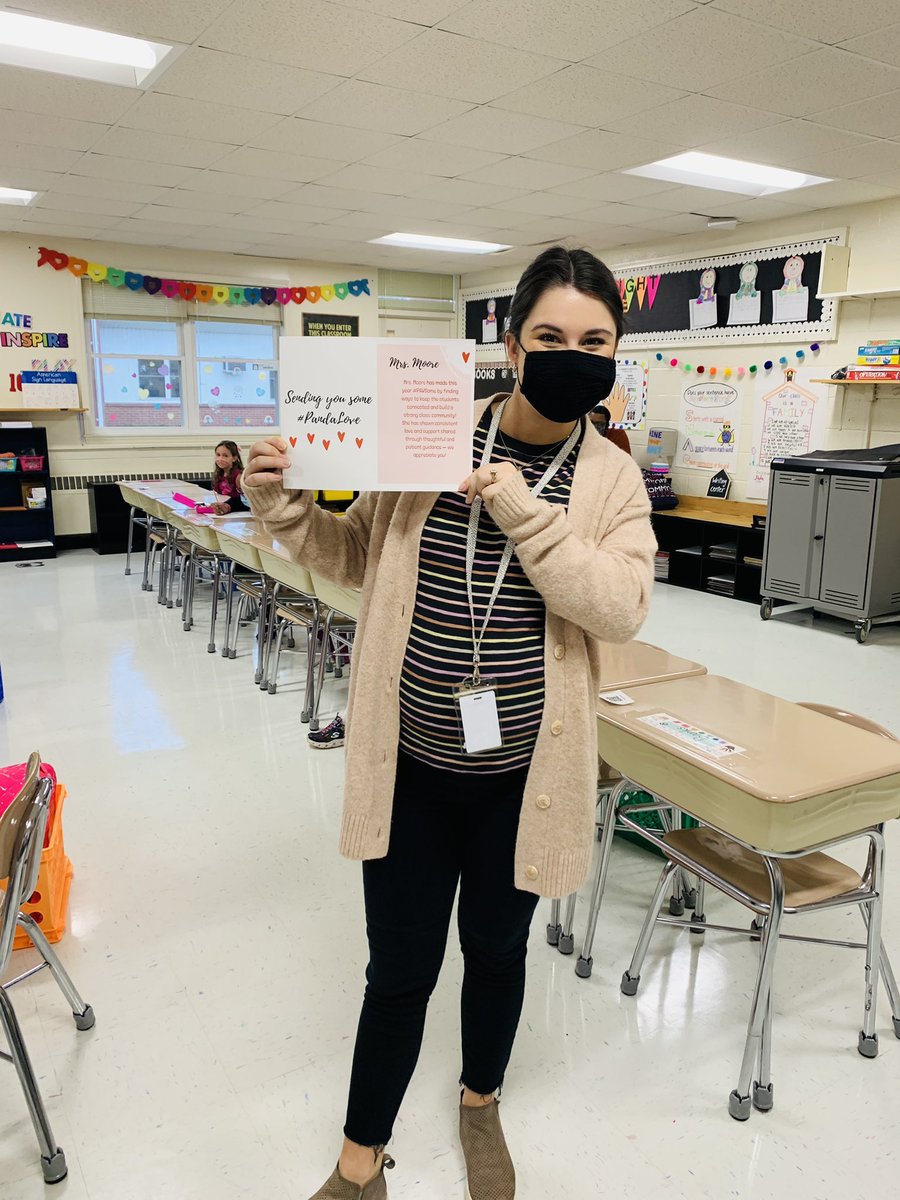 PboroElementary's tweet photo. Delivering these #PAWSitiveOfficeReferrals is the highlight of our day! You can feel the #PandaLove!! 💗💗💗@MsThompson_1st @fashioninfourth @Mrs_Kemp1 Mrs. Fox!!! https://t.co/d70wkwJZZI